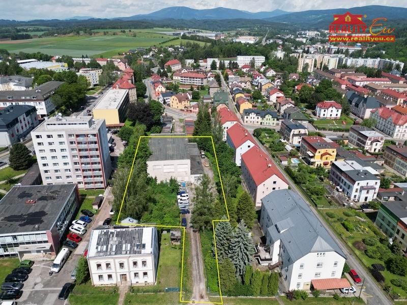 Prodej komerčního objektu s možností výstavby bytů v Trutnově