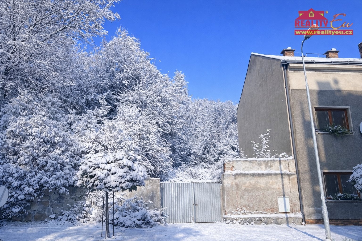 Prodej pozemku k výstavbě bytového domu v Náchodě