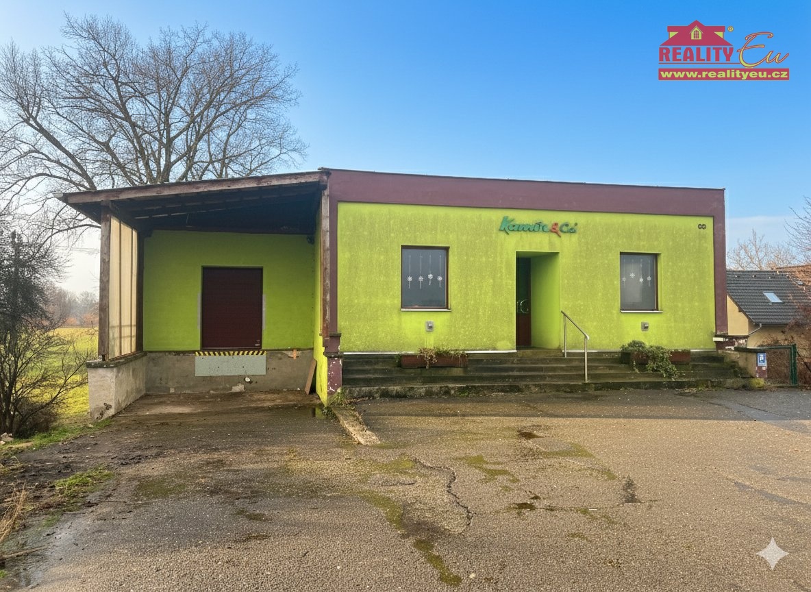 Prodej komerčního objektu s pozemkem k výstavbě v Jaroměři - Jezbinách