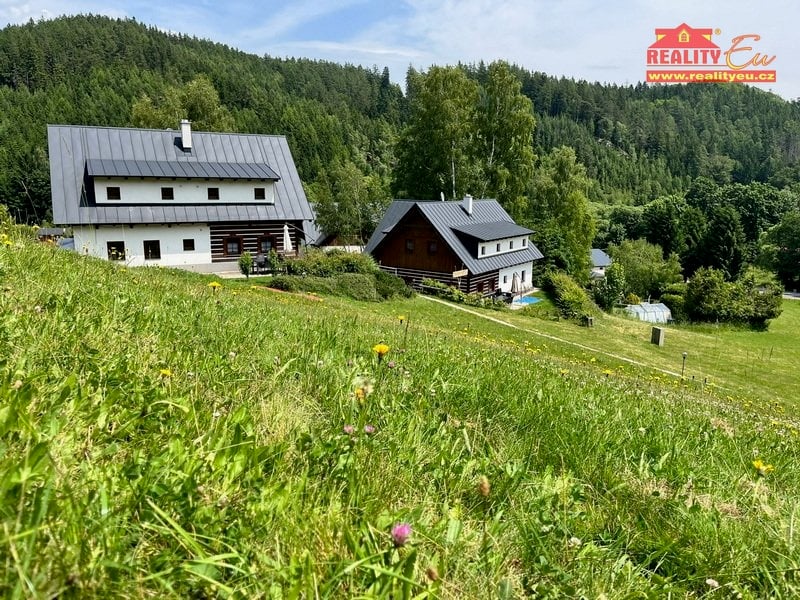 Investiční příležitost v srdci Krkonoš – rodinný dům se 3 apartmány přímo u areálu Bret CZ