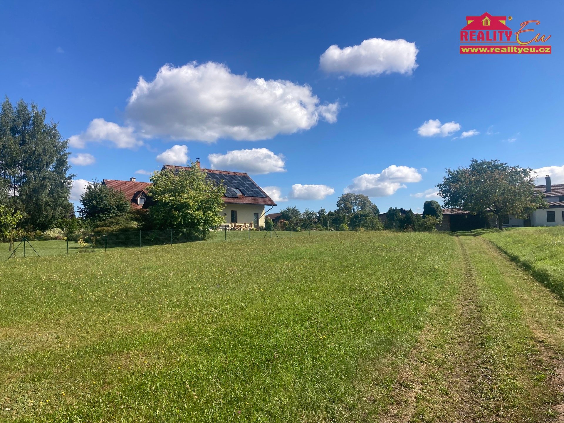 Prodej stavebního pozemku 1 198 m2, Červený Kostelec