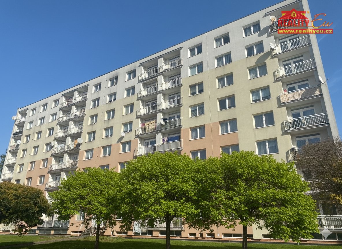 Prodej bytu 2+1 v družstevním vlastnictví v centru Náchoda