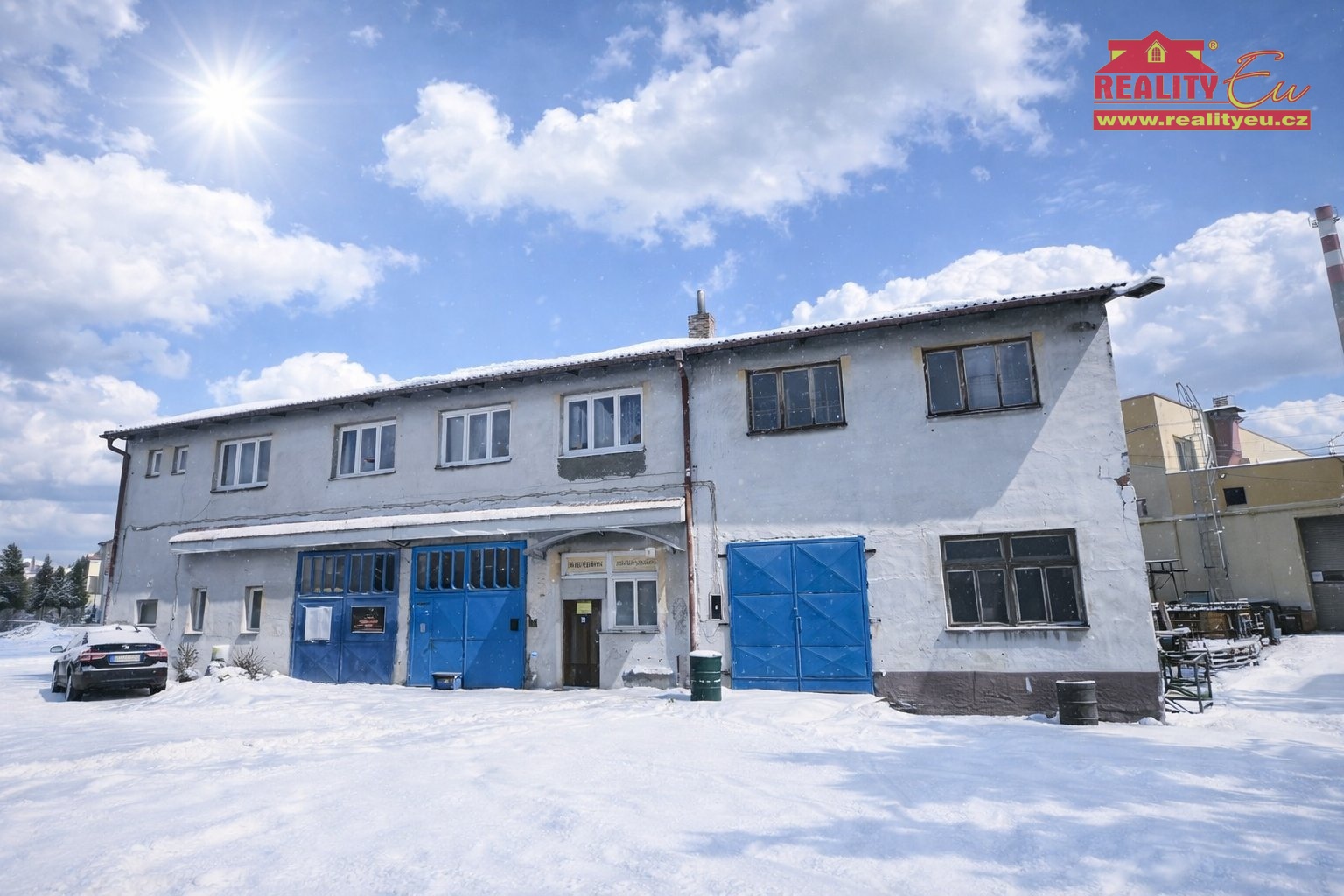 Prodej autoservisu s bytem 5+1 a terasou